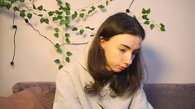 DeneenTurja online show from 11-16-25, 11:16