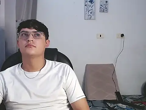 Snapshot of yesitwink_ chatting on 03-14-26, 03:12 yesitwink online show from 03-14-26, 03:12