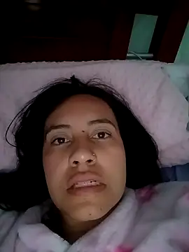 Nika Hot online show from 11-17-25, 01:17