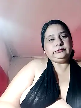 Ayma1983 online show from 11-13-25, 11:42