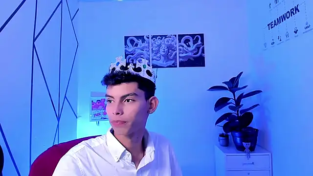 Room 69x online show from 10-21-25, 03:18