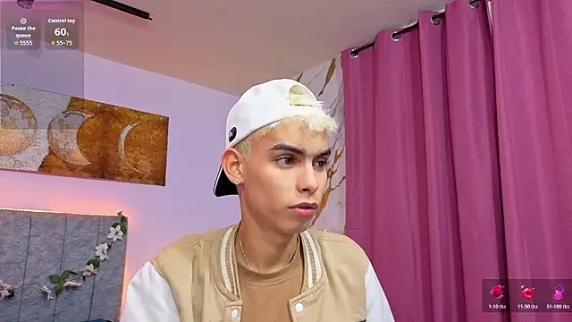 Room 69x online show from 02-04-26, 03:34