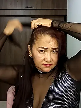 linda luna29 online show from 12-14-25, 07:36