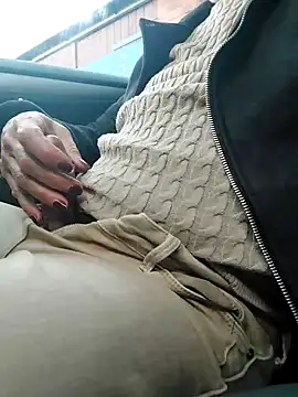 Snapshot of lynxman chatting on 12-03-25, 08:34 lynxman online show from 12-03-25, 08:34