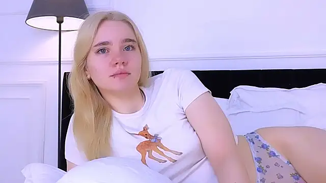 ANNABELLE LU online show from 10-24-25, 02:19