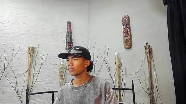 AlanCutee online show from 02-02-26, 01:54