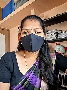 Snapshot of Tamil_Dharani chatting on 03-03-26, 07:03 Tamil Dharani online show from 03-03-26, 07:03