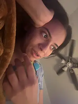 vixxnovalee online show from 11-24-25, 02:11