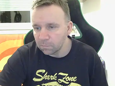 Snapshot of kristianss08 chatting on 01-11-26, 10:04 kristianss08 online show from 01-11-26, 10:04