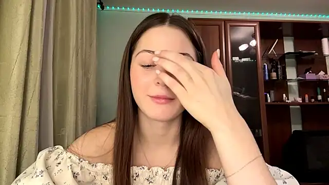 Adel strongwoman online show from 12-19-25, 05:09