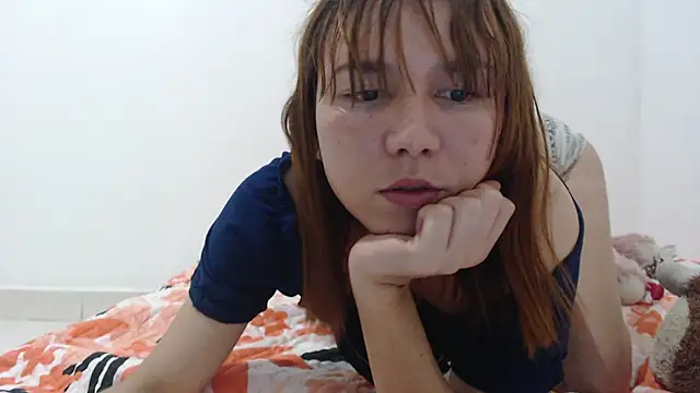 Dolly Peach  online show from 10-03-25, 03:36