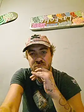 Snapshot of 3615-ULLA chatting on 11-27-25, 05:31 3615-ULLA online show from 11-27-25, 05:31