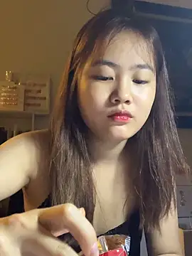 Snapshot of Lucky-nice202 chatting on 10-09-25, 04:49 Lucky-nice202 online show from 10-09-25, 04:49