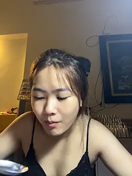 Snapshot of Lucky-nice202 chatting on 10-10-25, 07:02 Lucky-nice202 online show from 10-10-25, 07:02