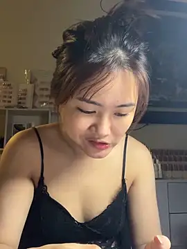 Snapshot of Lucky-nice202 chatting on 11-11-25, 07:14 Lucky-nice202 online show from 11-11-25, 07:14