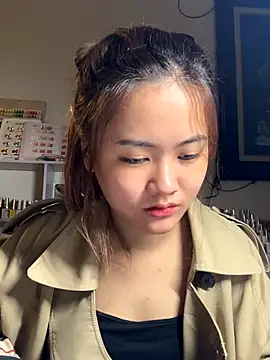 Snapshot of Lucky-nice202 chatting on 11-19-25, 05:46 Lucky-nice202 online show from 11-19-25, 05:46