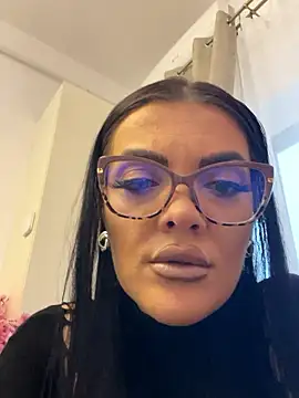 LeaRos online show from 01-15-26, 01:26