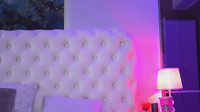 KendraMoon online show from 11-04-25, 03:33