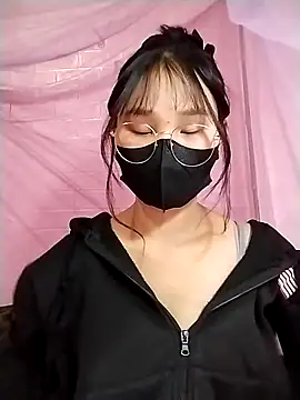 saronla 03 online show from 12-23-25, 02:20