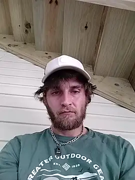 Snapshot of high3ndlowlife chatting on 10-25-25, 07:08 high3ndlowlife online show from 10-25-25, 07:08