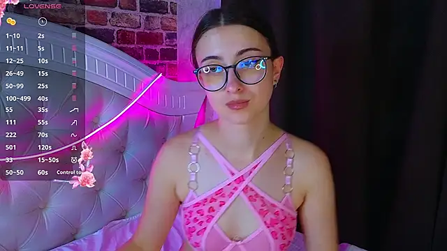 LorettaMartinez online show from 09-23-25, 04:32