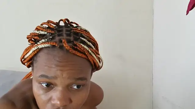 SexyBitchx01 online show from 10-10-25, 10:36