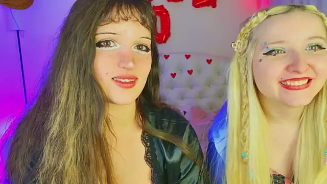 Snapshot of kamila_blush chatting on 02-28-26, 02:12 kamila blush online show from 02-28-26, 02:12