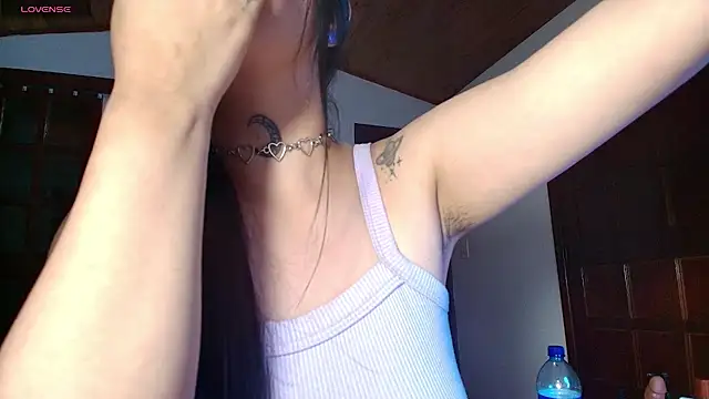 Mia Morelli  online show from 11-14-25, 05:17