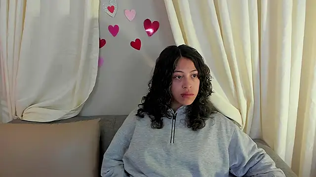 liily grey online show from 09-24-25, 01:47
