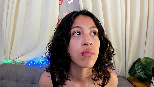 liily grey online show from 09-29-25, 01:49