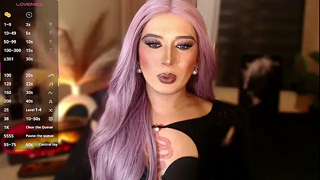 Snapshot of mslilly_croft chatting on 02-28-26, 06:42 mslilly croft online show from 02-28-26, 06:42