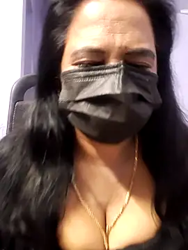 mallu-lover online show from 11-02-25, 11:07