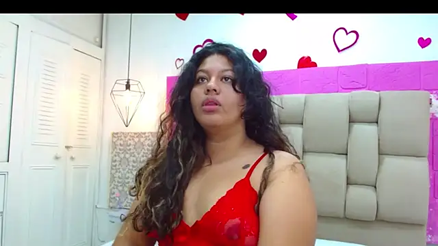 CloeStron online show from 10-10-25, 12:26