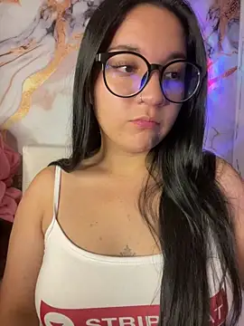 sara roy04  online show from 09-30-25, 03:44