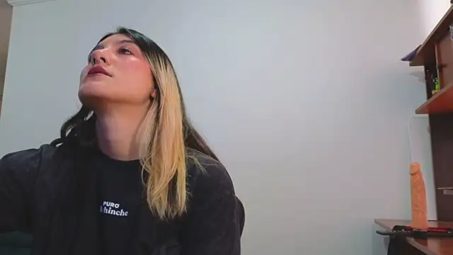 Sweetlolita online show from 09-08-25, 07:57