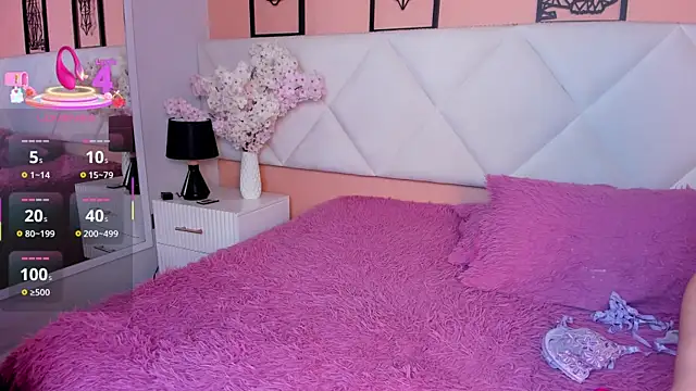 veronica hill  online show from 11-19-25, 03:17