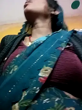 Snapshot of Sonam_pandeyji chatting on 11-11-25, 02:17 Sonam pandeyji online show from 11-11-25, 02:17