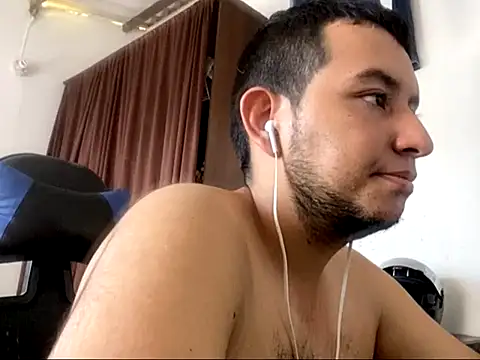 Snapshot of SexIngenieur chatting on 09-19-25, 07:36 SexIngenieur online show from 09-19-25, 07:36