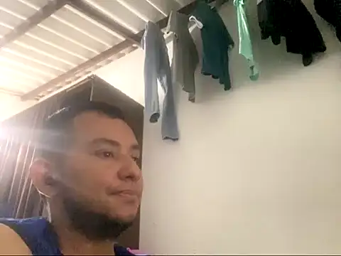 Snapshot of SexIngenieur chatting on 11-07-25, 04:23 SexIngenieur online show from 11-07-25, 04:23