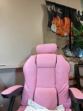 Snapshot of Kath_C chatting on 10-23-25, 03:50 Kath C online show from 10-23-25, 03:50