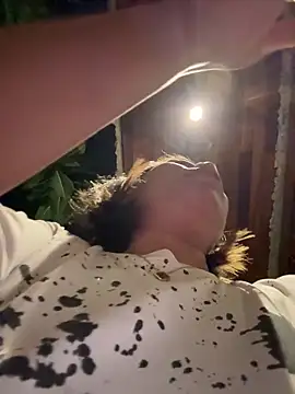 Snapshot of Kath_C chatting on 10-30-25, 12:06 Kath C online show from 10-30-25, 12:06