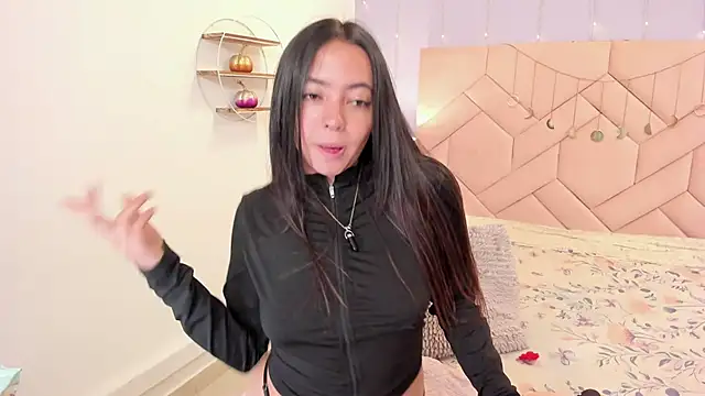 Lara Rouss  online show from 09-11-25, 03:06