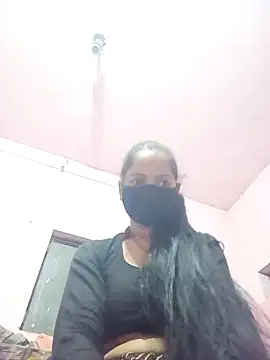 Snapshot of Mushkan_sharma chatting on 10-18-25, 05:35 Mushkan sharma online show from 10-18-25, 05:35