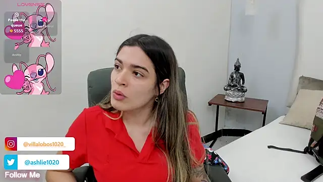 MiaVillalobos online show from 10-17-25, 12:08