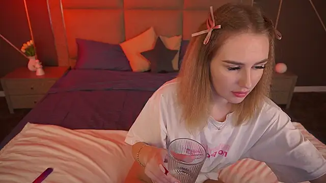 Snapshot of GabriellaJass chatting on 10-08-25, 04:48 GabriellaJass online show from 10-08-25, 04:48