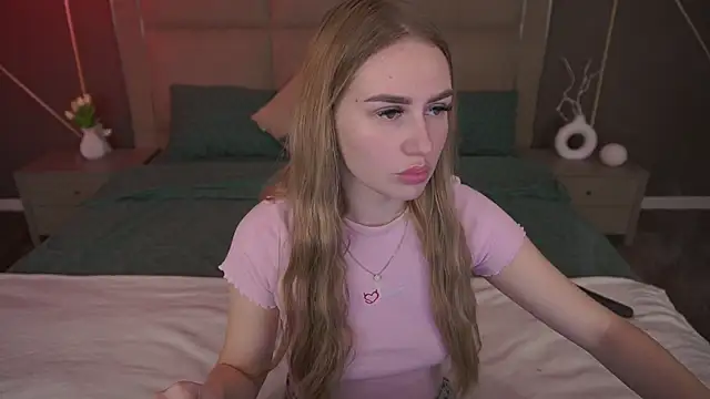 Snapshot of GabriellaJass chatting on 11-09-25, 06:44 GabriellaJass online show from 11-09-25, 06:44