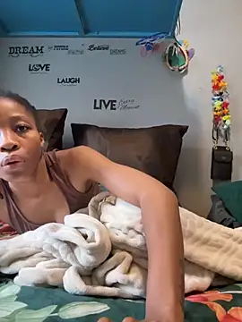 PHOENIXINTHEMIDDLE online show from 11-25-25, 08:36