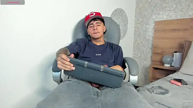 JamesDeker online show from 10-08-25, 08:39