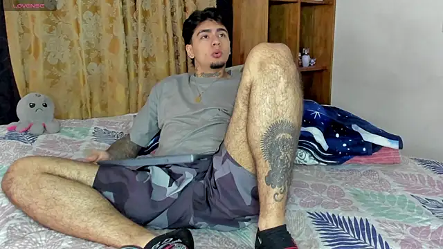 JamesDeker online show from 01-07-26, 01:35