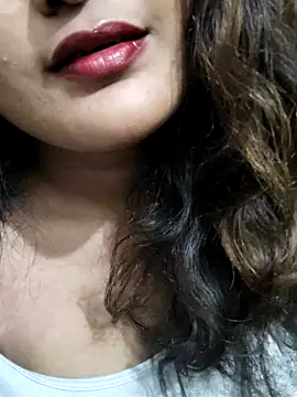 Snapshot of Cute_pinkii chatting on 10-25-25, 08:14 Cute pinkii online show from 10-25-25, 08:14